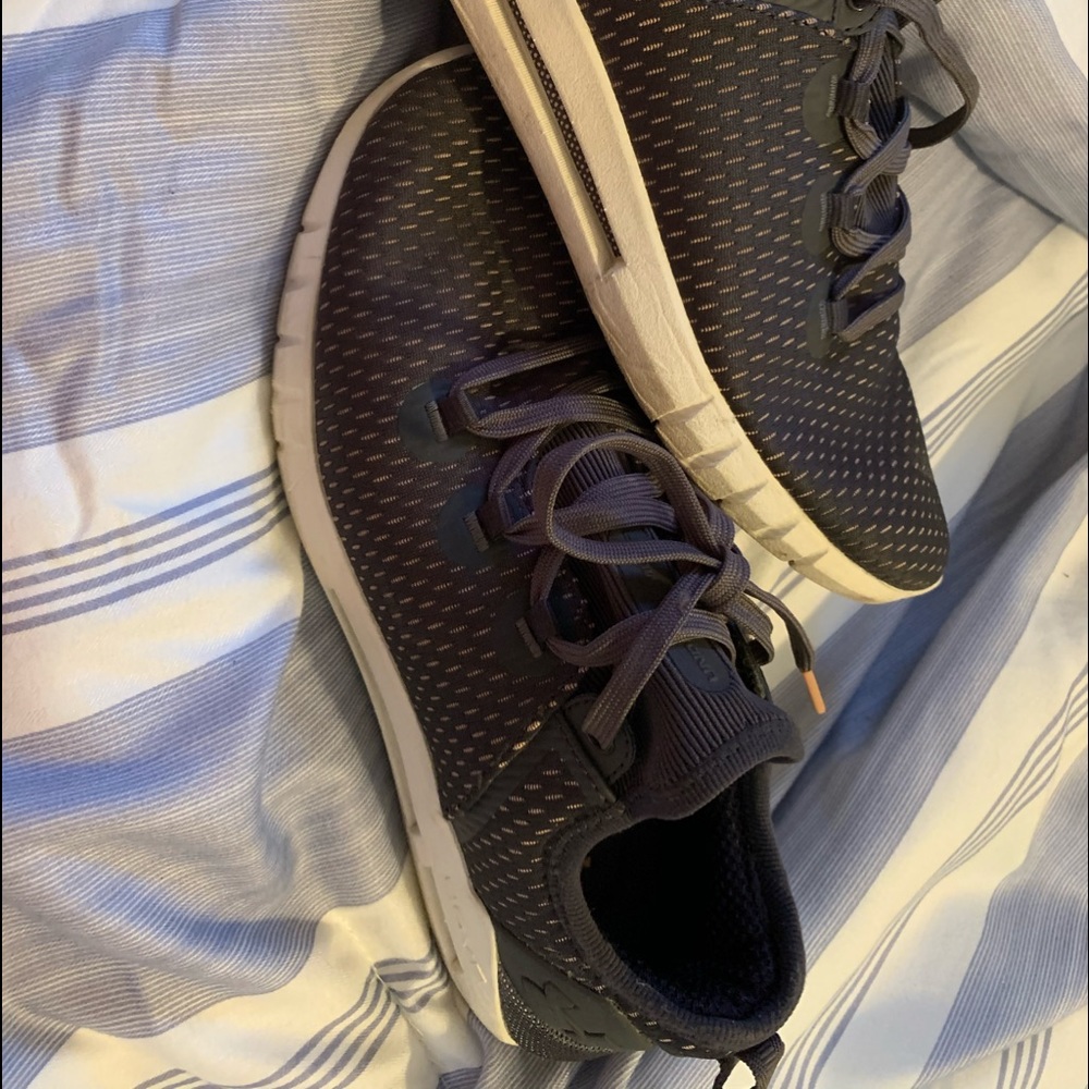 Under armor shoes size 9